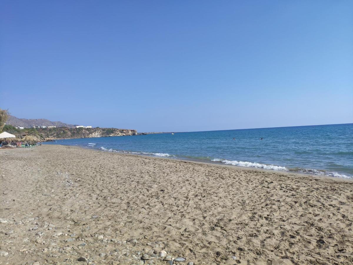 Neva Apartments By The Beach Makrýgialos المظهر الخارجي الصورة