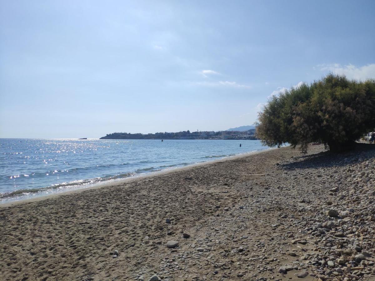 Neva Apartments By The Beach Makrýgialos المظهر الخارجي الصورة